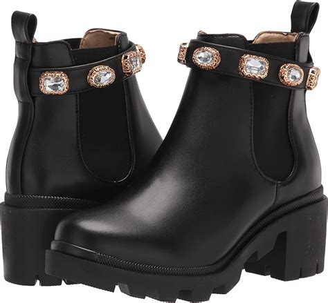 Anulet ankle boots